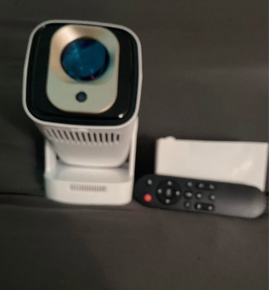 Magcubic Mini Smart Projector - photo 4