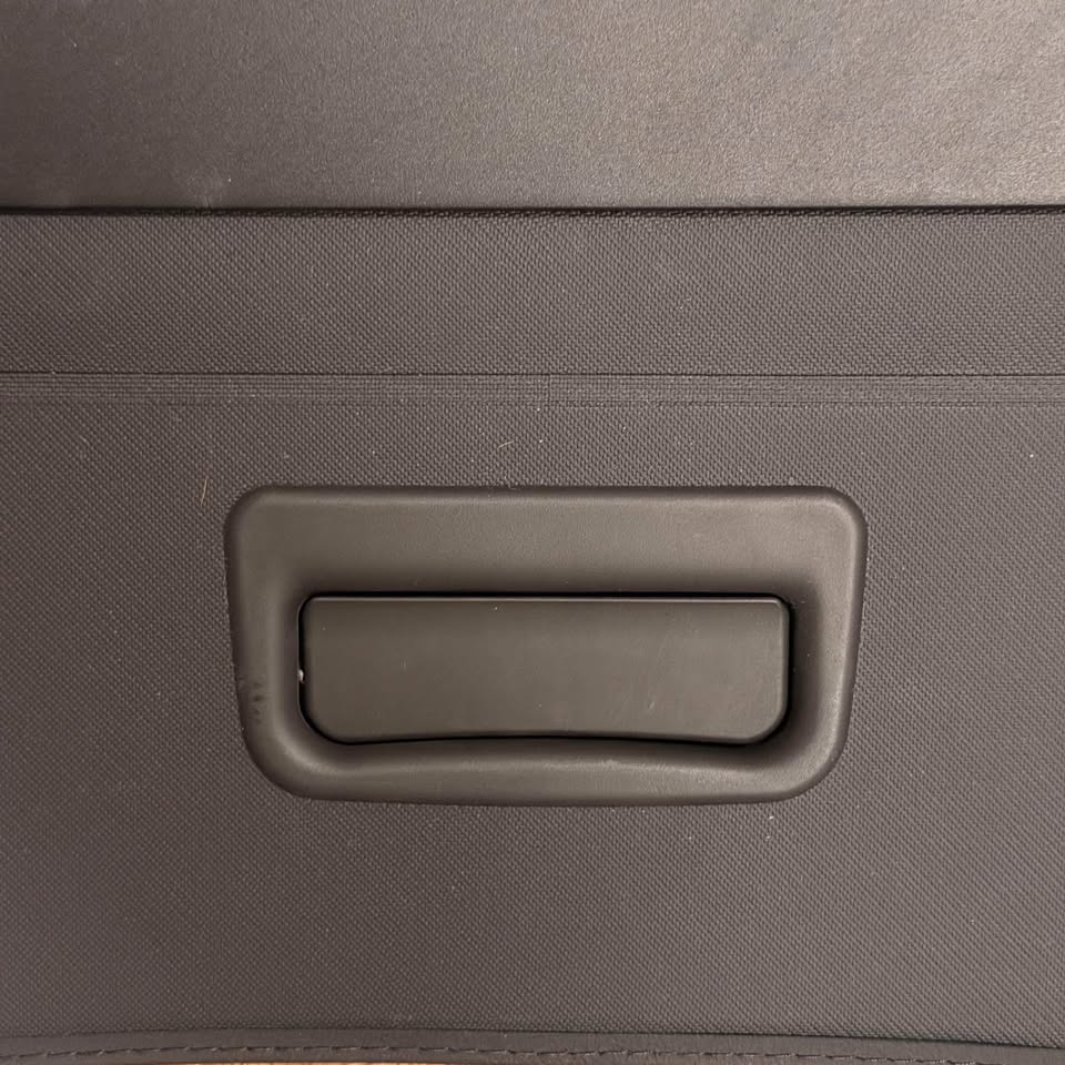 Mercedes-Benz GLB Cargo Cover (2020–2024) · OEM · Black - photo 5
