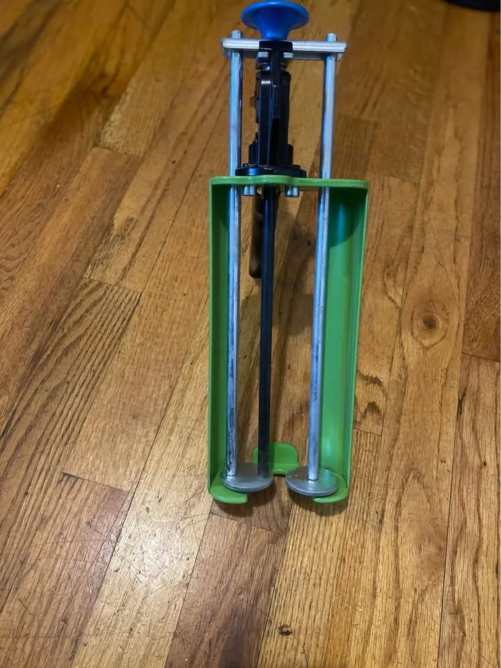 Epoxy Gun 200 mL/6.75 fl oz (2:1 Mix Ratio) Dual Component Adhes image indicator(4)