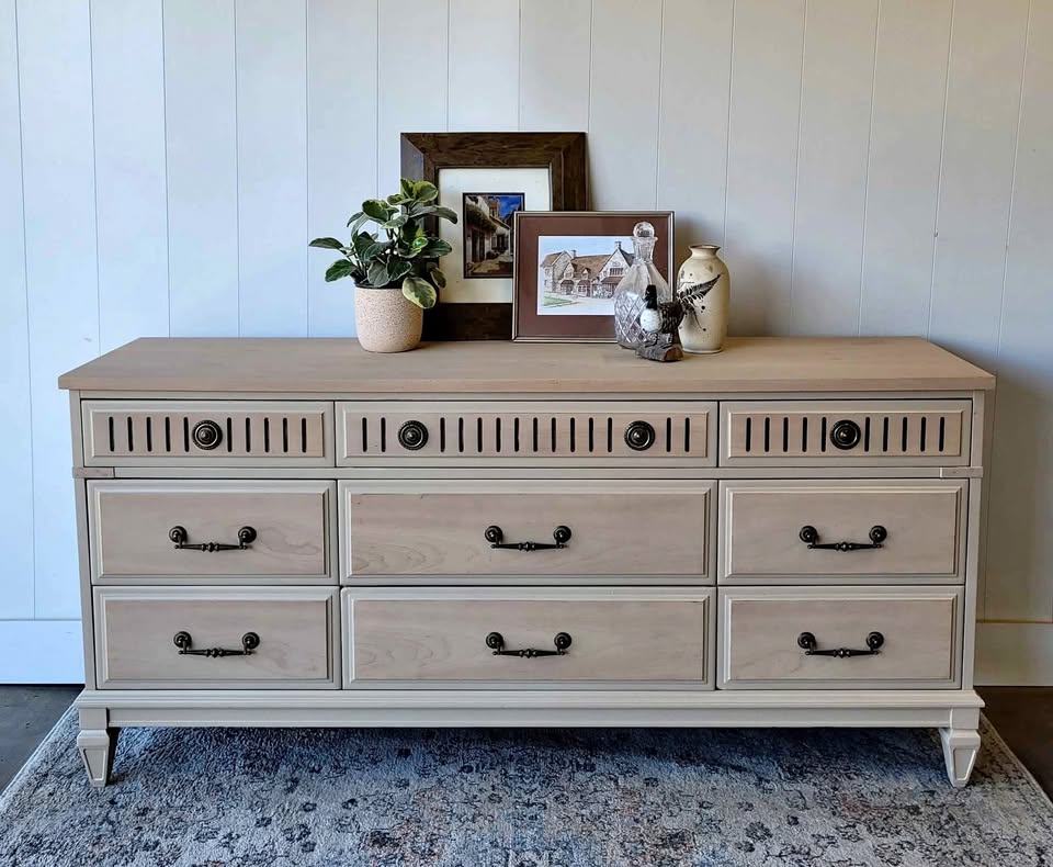 Beautiful Refinished Dresser (FREE DELIVERY)