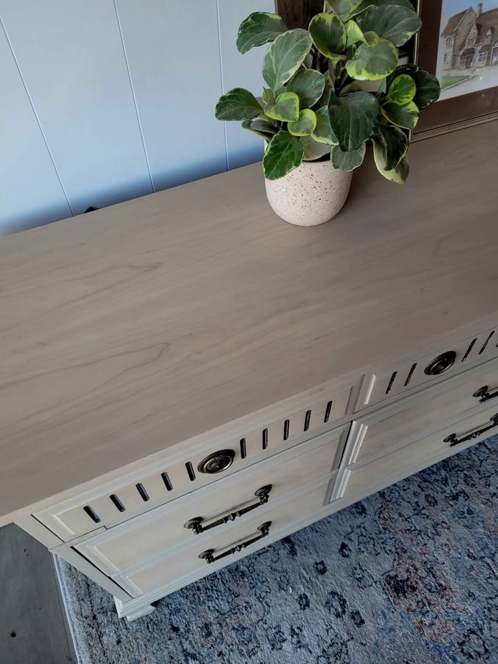 Beautiful Refinished Dresser (FREE DELIVERY) - photo 5