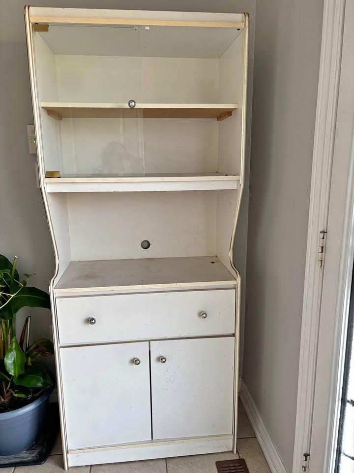 Microwave stand