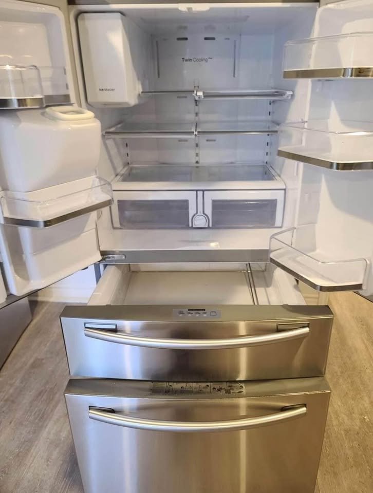 25 cu. ft. French Door Refrigerator - Stainless Steel - photo 5