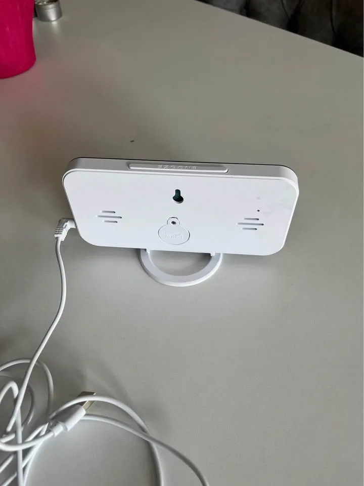 LED Digital Alarm Clock image indicator(2)