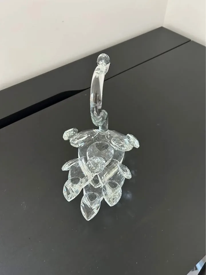 Crystal Decorative Swan Sculpture image indicator(4)