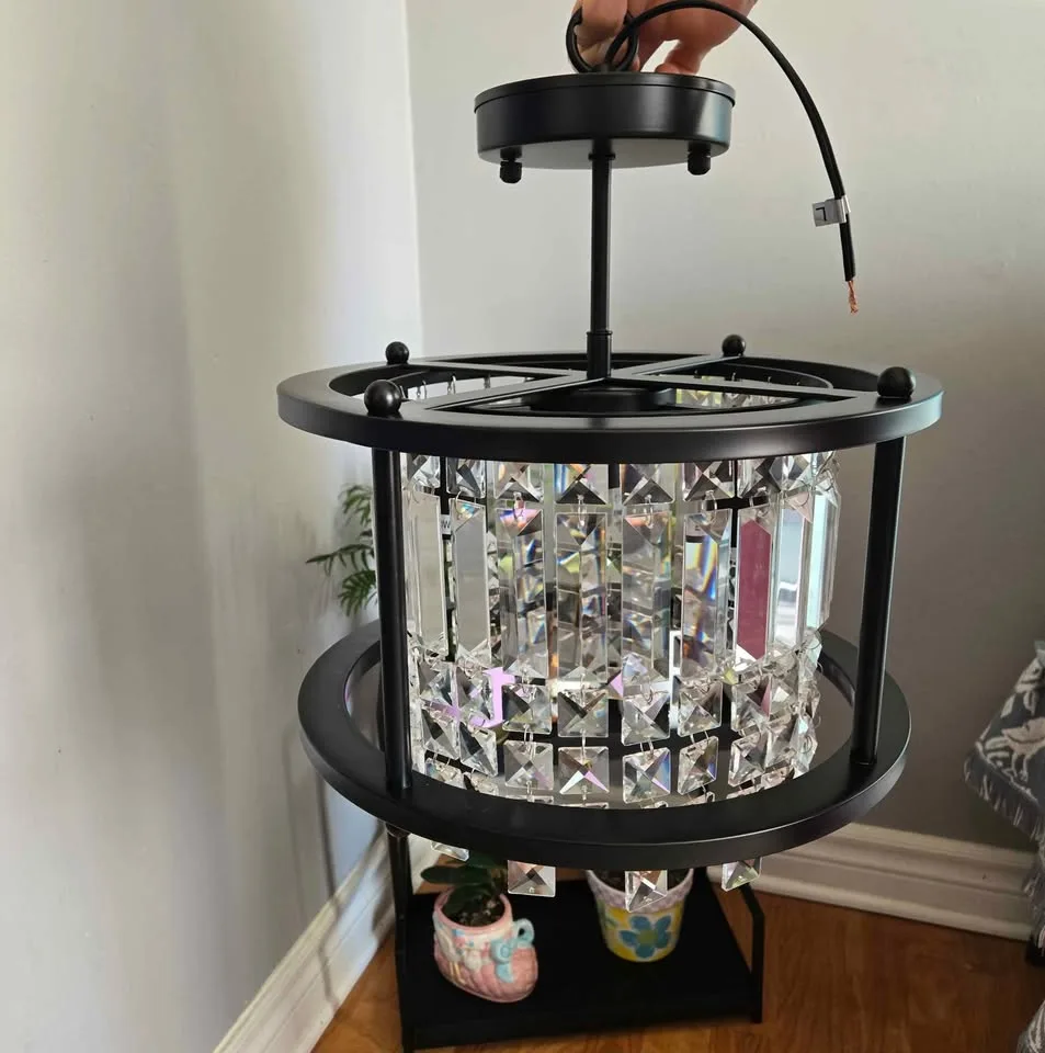3 Lights Lantern Crystal chandelier. image indicator(2)