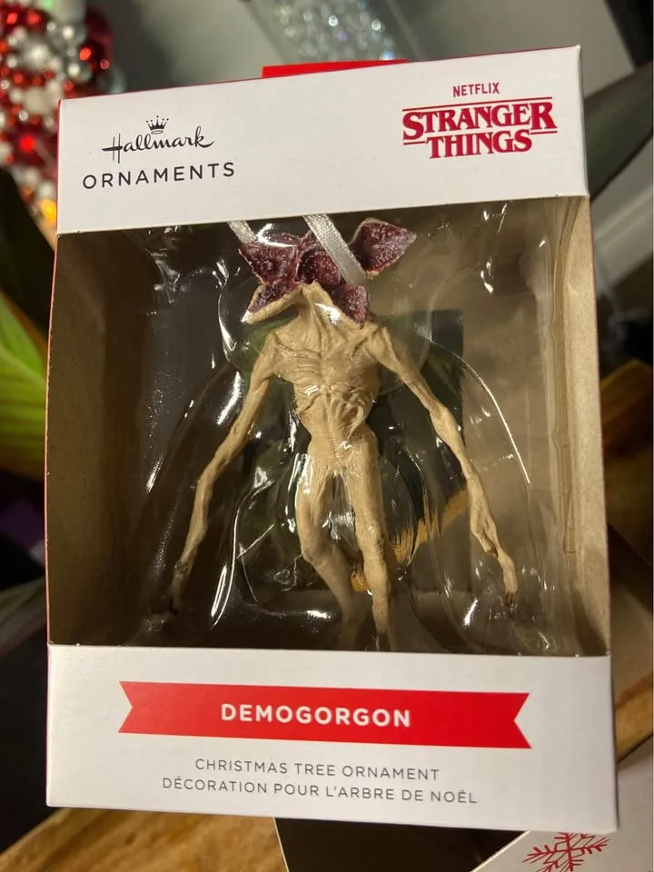 Hallmark Christmas Tree Ornament - Stranger Things - Demogo image indicator(10)