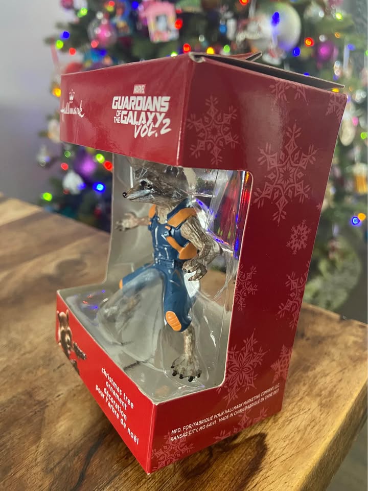 LIKE NEW: Guardians of the Galaxy Rocket Ornament - photo 3