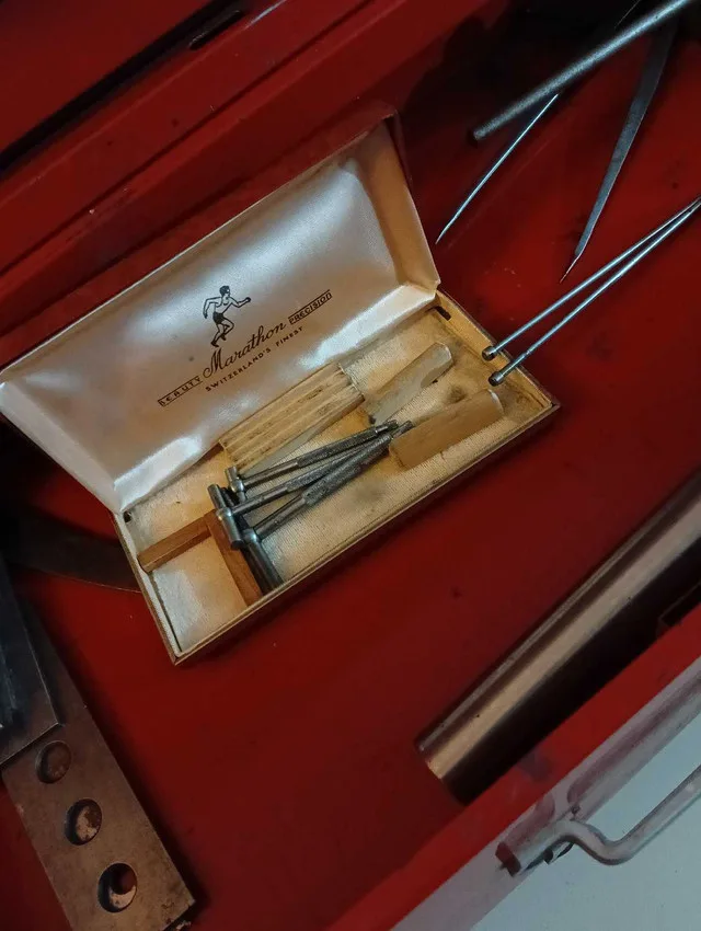 Machinist Tool Chest with some tools image indicator(7)