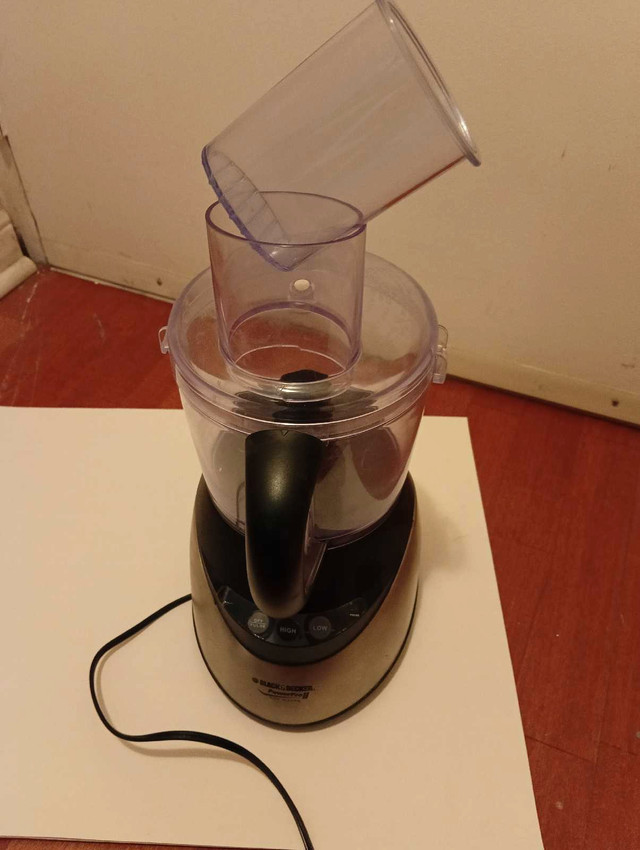 Black and Decker Food Processor - photo 2