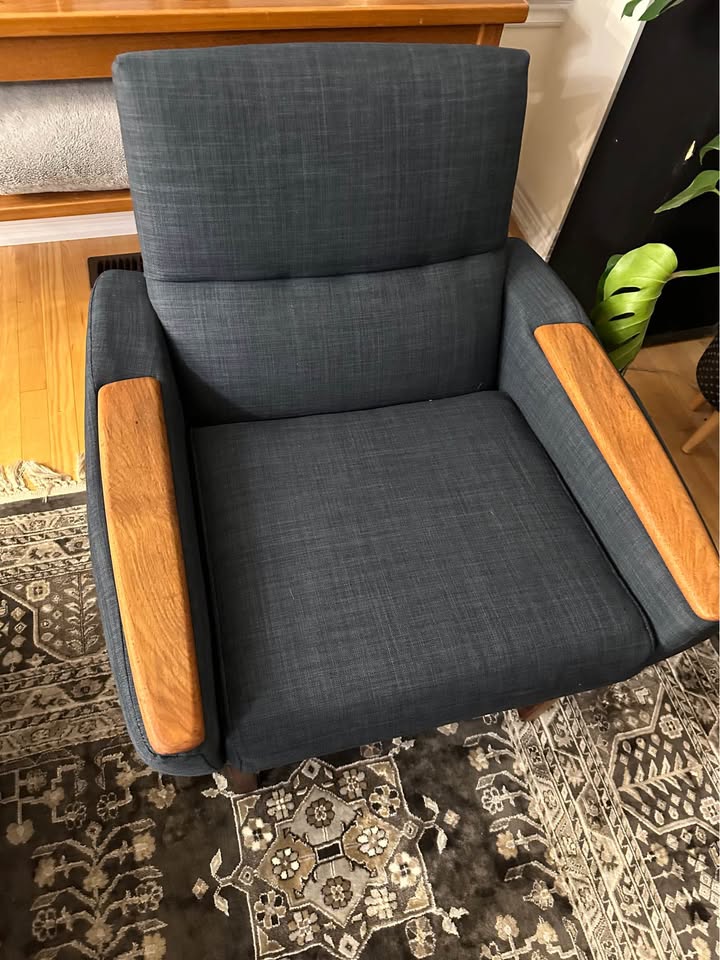 R. Huber accent chair - photo 4