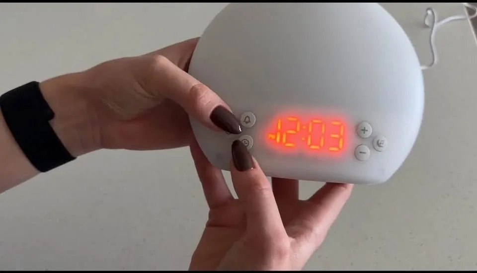 alarm clocks for bedrooms image indicator(6)