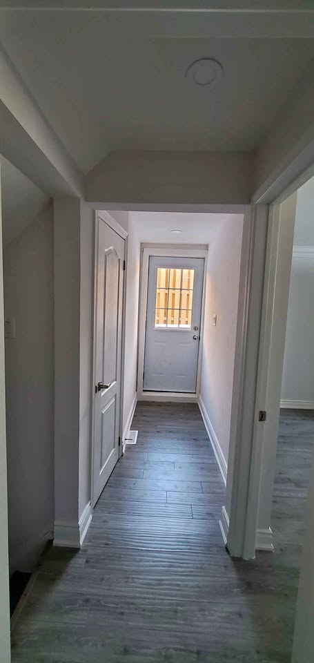 2 Beds 1 Bath - House