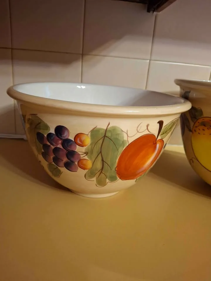 Gibson Bowls image indicator(2)