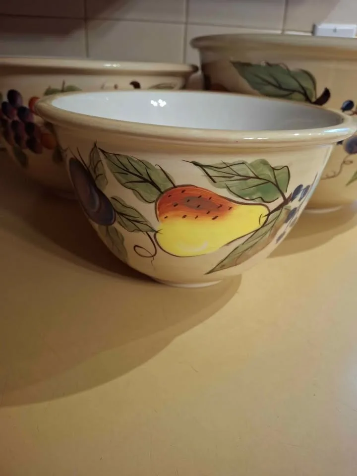 Gibson Bowls image indicator(3)