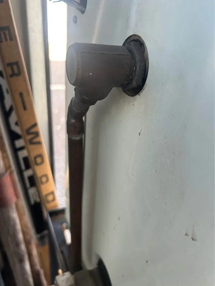 John Wood 30-Gallon Electric Hot Water Tank image indicator(8)