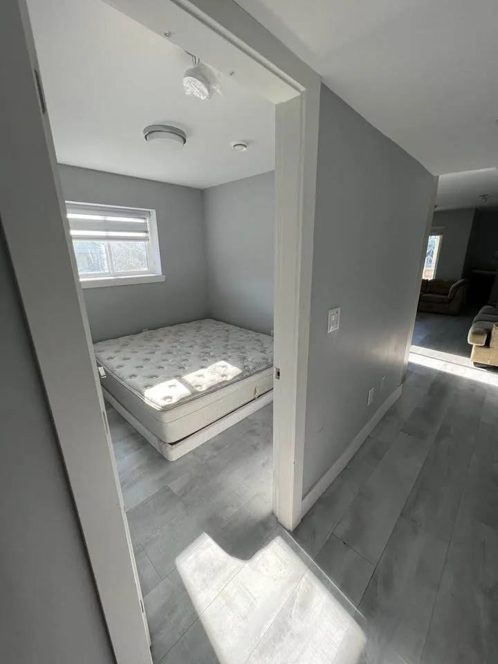 2 Bedroom Walkout Basement Suite for Rent image indicator(3)