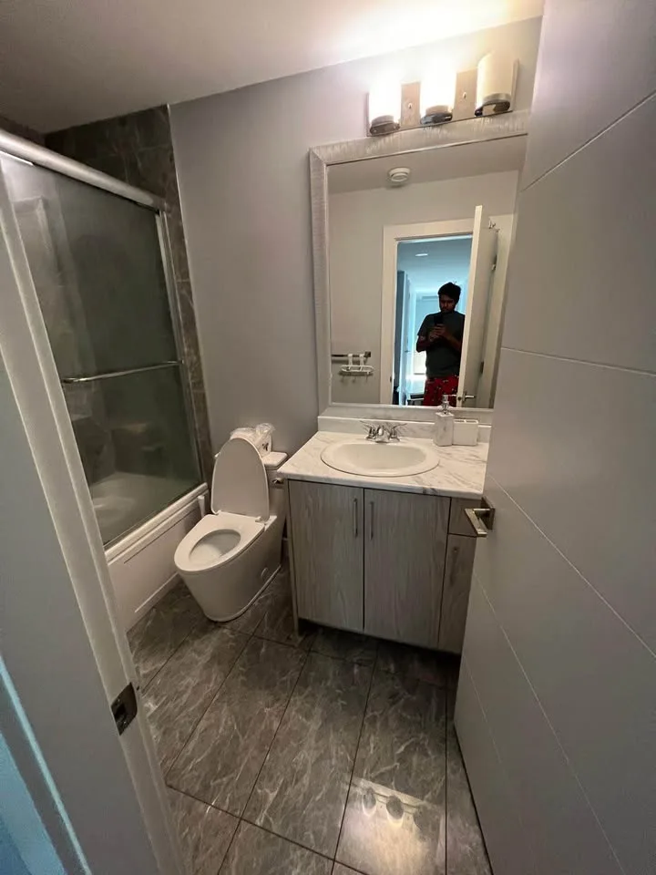 2 Bedroom Walkout Basement Suite for Rent image indicator(8)