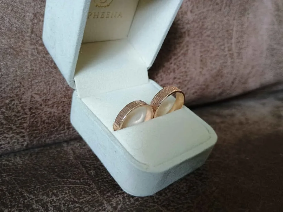 Custom Grooved Vintage 10k/14k Gold Wedding Band Set! image indicator(2)