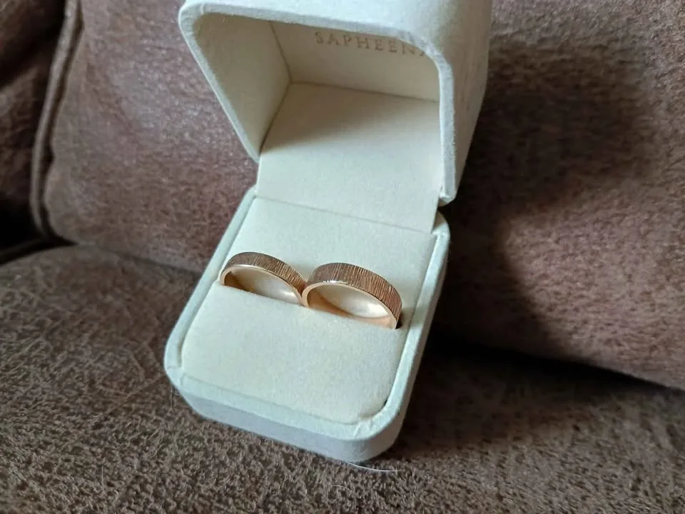 Custom Grooved Vintage 10k/14k Gold Wedding Band Set! image indicator(3)
