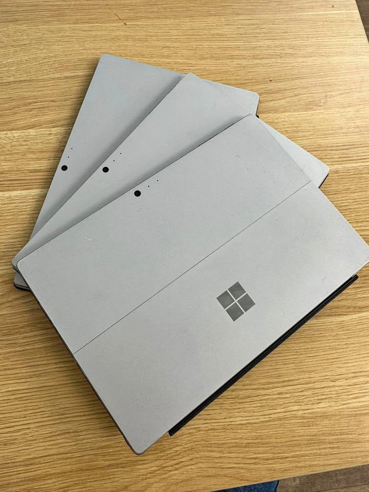 Microsoft Surface Pro 5 | 2 in 1 | with warranty
