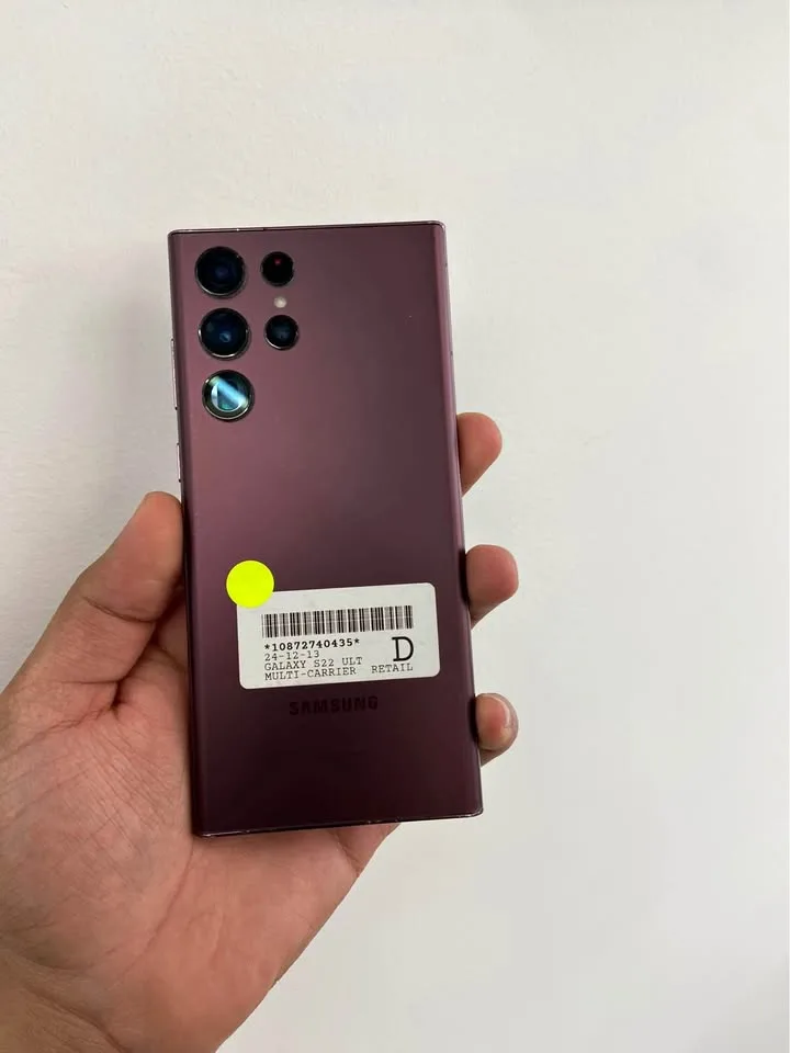 Samsung Galaxy S22 Ultra 128GB Unlocked thumbnail