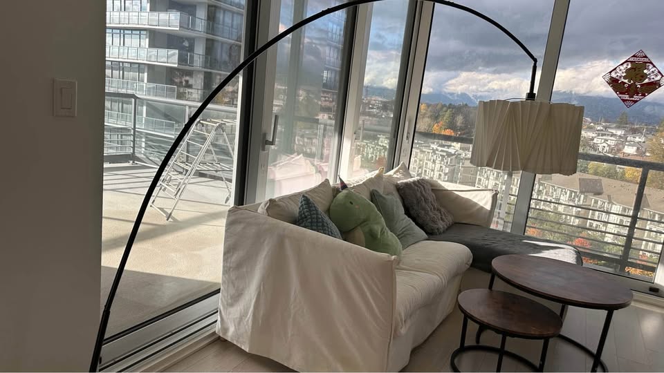 Moving sale! IKEA floor lamp - photo 2
