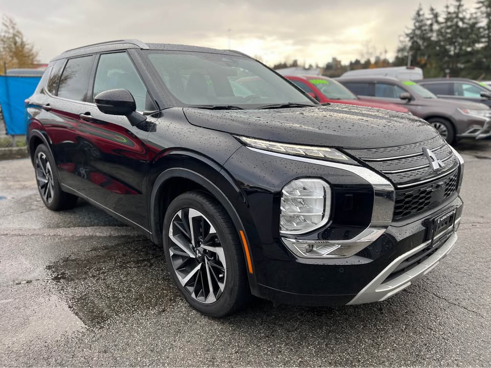 2022 Mitsubishi Outlander GT - photo 3