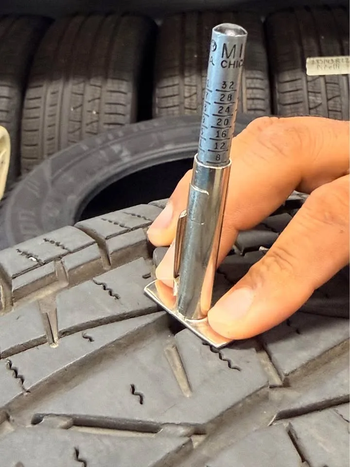 Firestone Tires - P245/75R16 All-Season (Set of 4) image indicator(4)