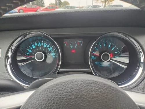 2014 Ford Mustang image indicator(4)