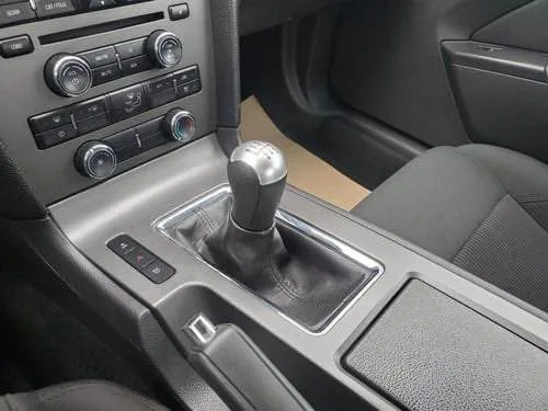 2014 Ford Mustang image indicator(5)