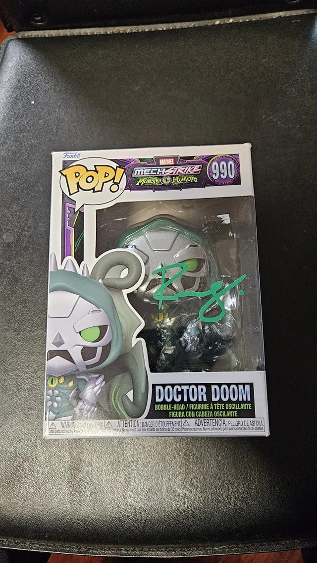 Robert Downey Jr. Signed Dr. Doom Funko Pop. Authenticated thumbnail