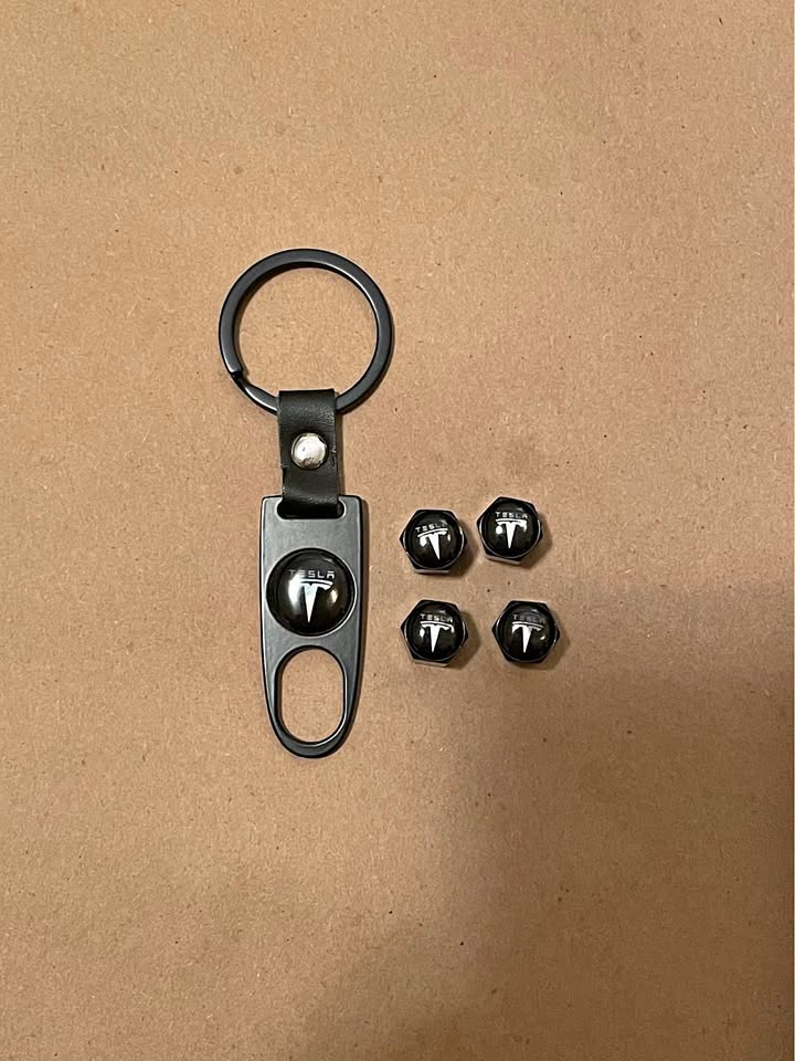 Tesla Valve Stem Caps