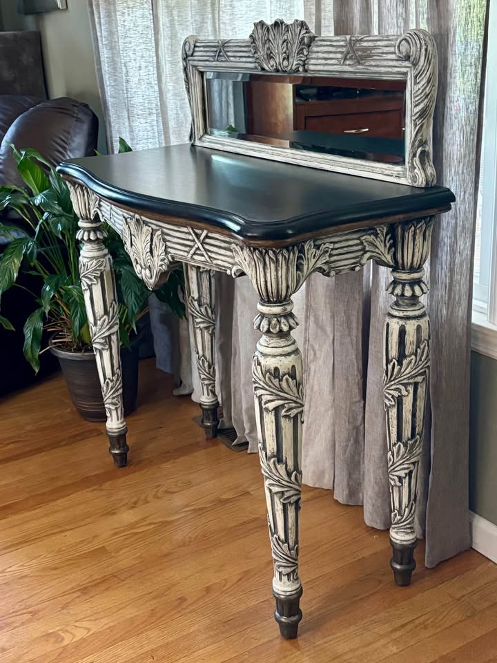 Console Table - Hallway Table - photo 3