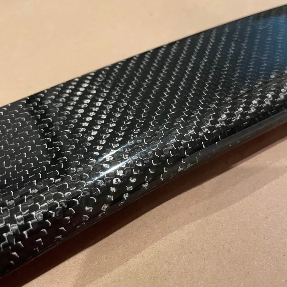 Tesla Model 3 Carbon Fiber Spoiler image indicator(4)
