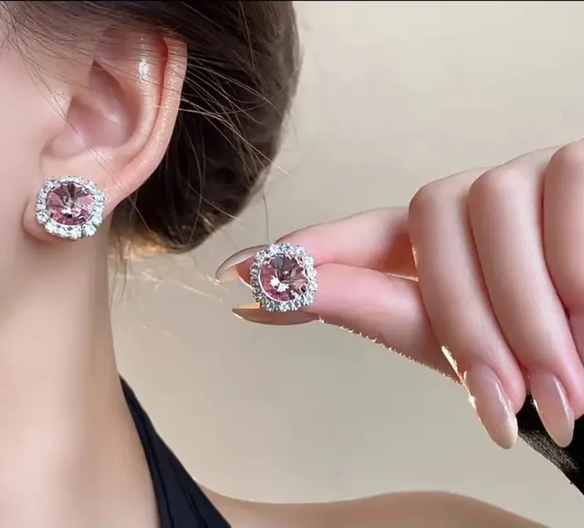 Necklace and Earring Set image indicator(2)