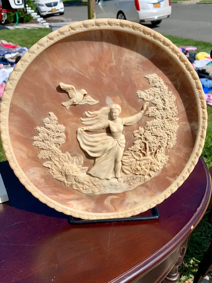 Collectors Plate. Vintage collectible plate. Home decor. Hand ca image indicator(2)