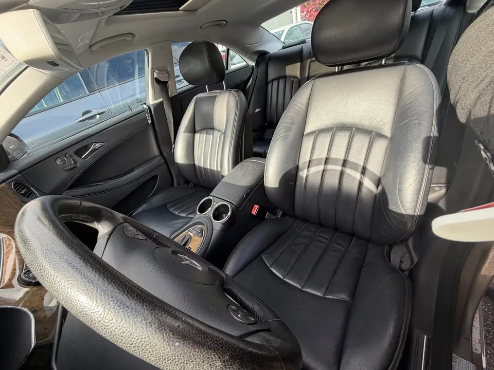 2009 Mercedes-Benz CLS-Class image indicator(5)