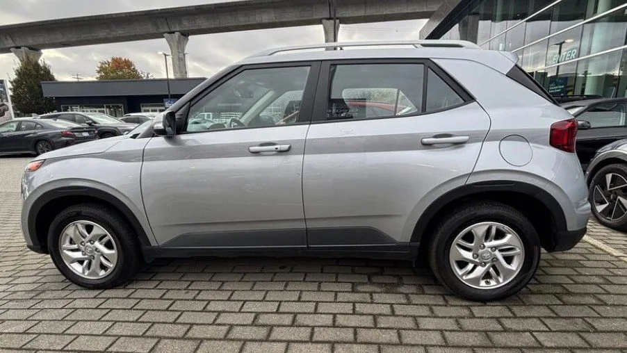 2020 Hyundai Venue Preferred | NO ACCIDENTS image indicator(6)