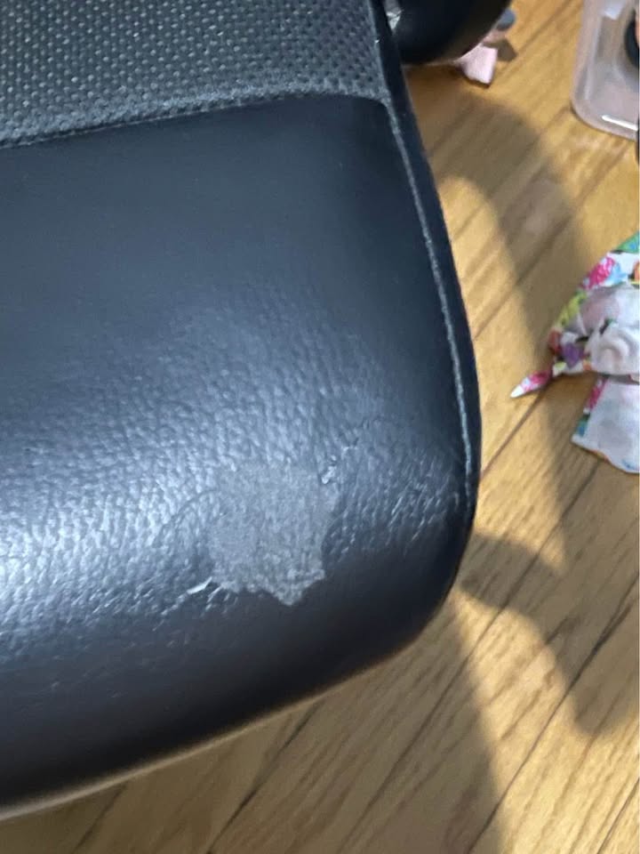 Rolling Office Chair - Black - photo 3
