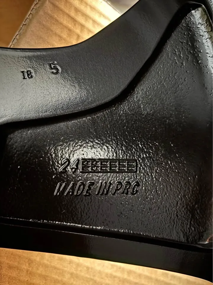 19x8 CRW Rims - Brand New Never Used image indicator(7)