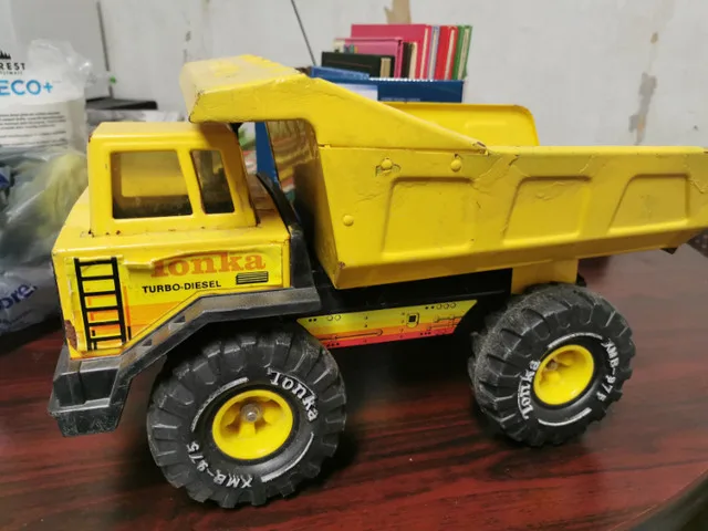 METAL TONKA DUMP TRUCK image indicator(2)