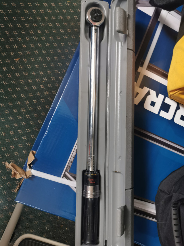 HUSKY 1/2 inch Torque Wrench used