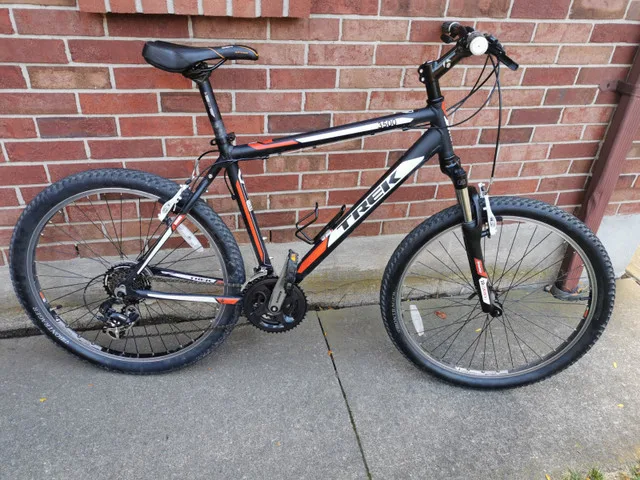 TREK Hard Tail Mountain Bike image indicator(2)