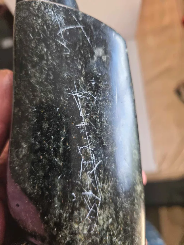 Inuit signed carving image indicator(3)