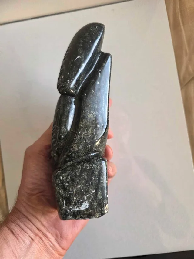 Inuit signed carving image indicator(4)