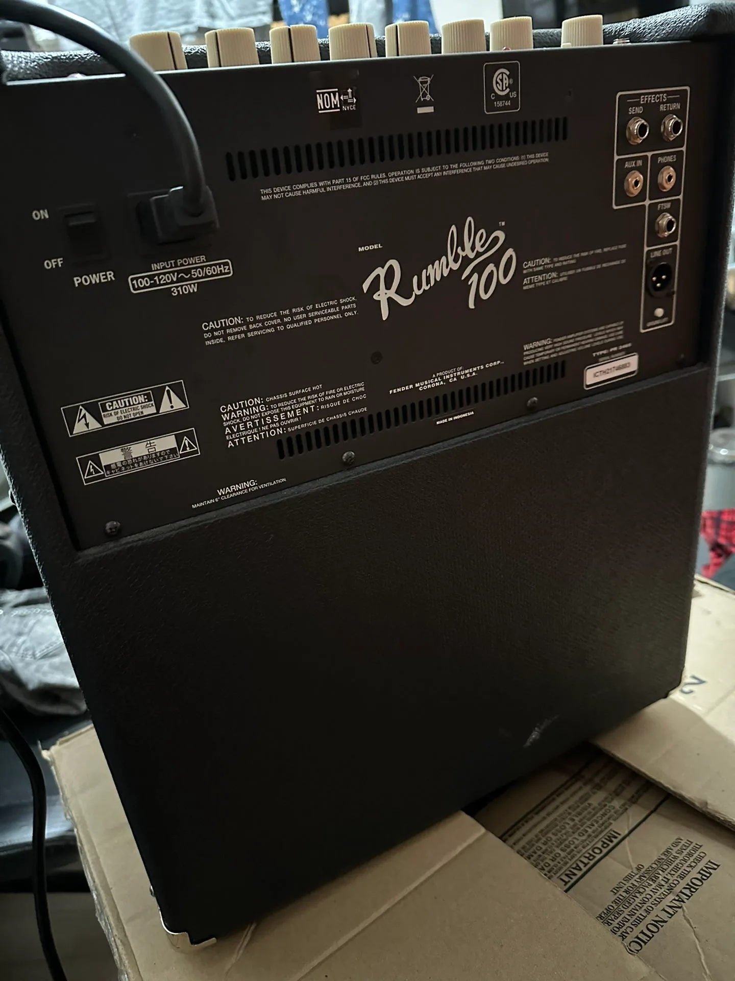 Fender amplifier rumble 200 v3 image indicator(4)