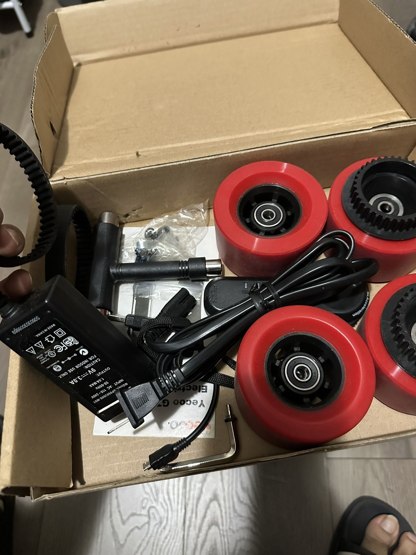 Yecco Electric Skateboard - photo 5