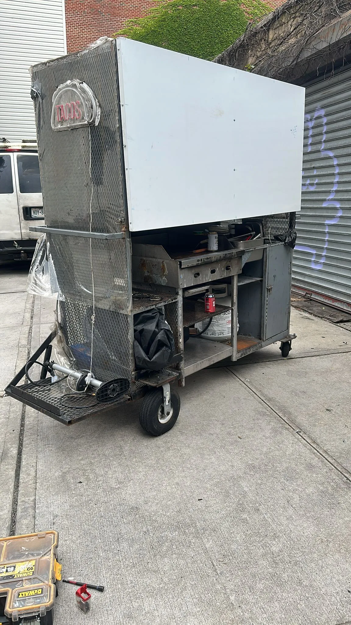 Small Food Cart thumbnail