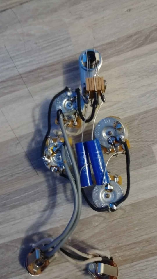 Rickenbacker Wiring Harness 4001/4003 Basses - photo 2